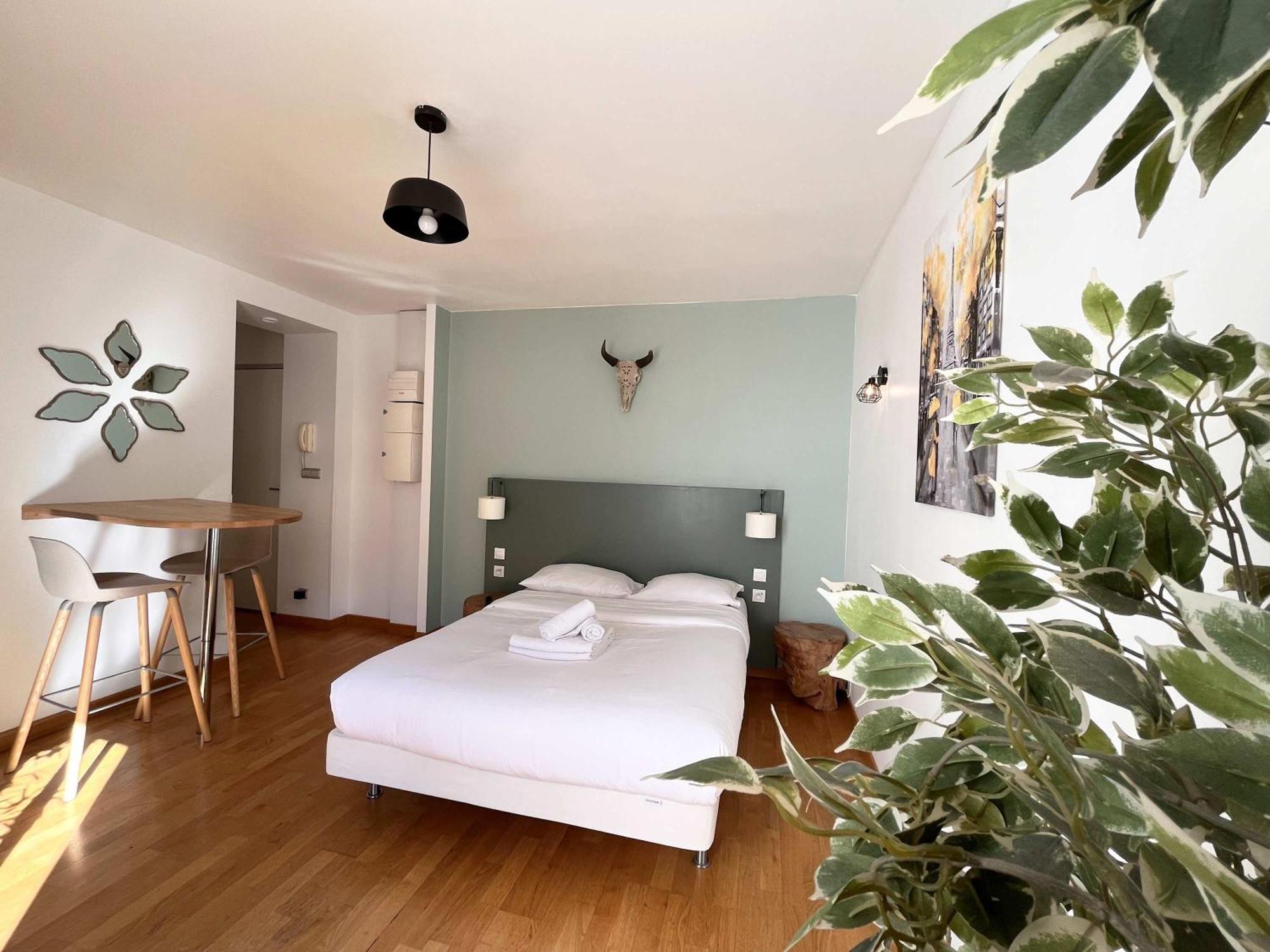 Service - En Face Du Musee - 5 - Flat-guest Appartement Parijs